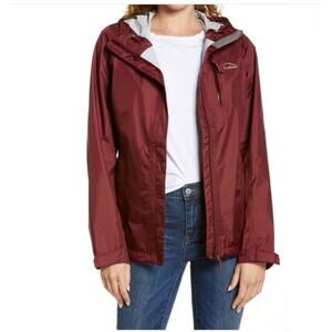 L.‎ L. Bean Trail Model Water Resistant Packable Rain Jacket Burgundy Women's M